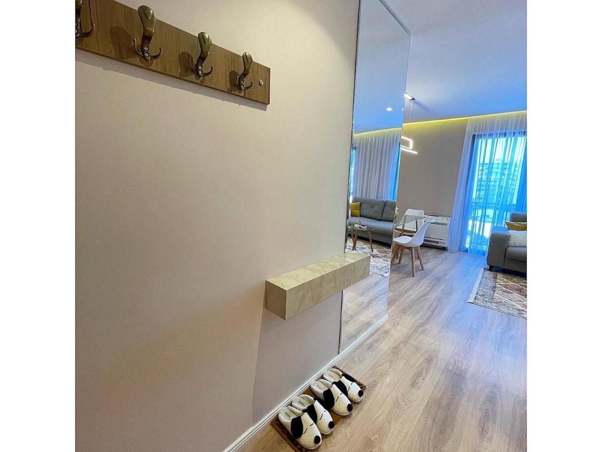 Green Terrace Apartment 5 Tirana Esterno foto
